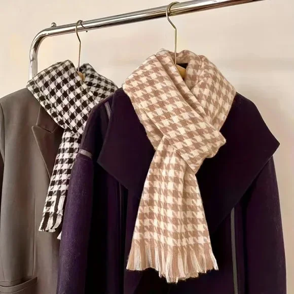 Set of 3 Houndstooth Fringe Scarves / NWOT - Picture 10 of 11